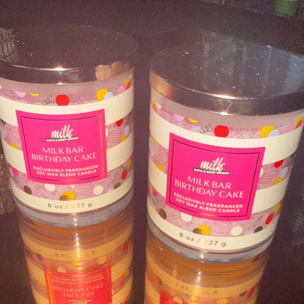 Bath & Body Works Milk Bar Birthday Cake Candle - Pink and White